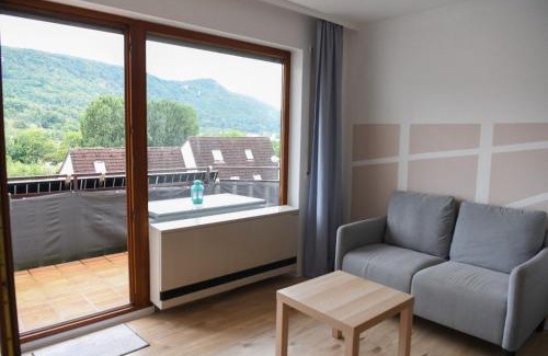 Bad Urach Apartment | Panorama Apartment mit Balkon