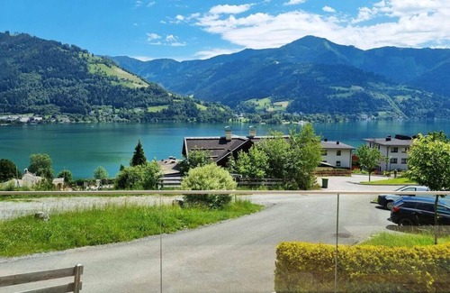 Zell am See House | Panorama Chalet Schmittendrin by we rent - Panorama chalet with lake view for up to