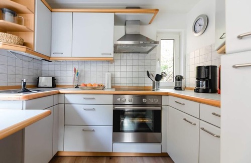 Eslohe House | Panorama Modern retreat