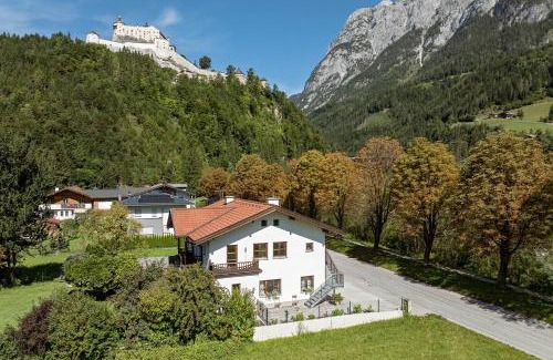 Werfen Apartment | Panorama Mountain & Castle View Apartment D'Fidlerin Salzburg