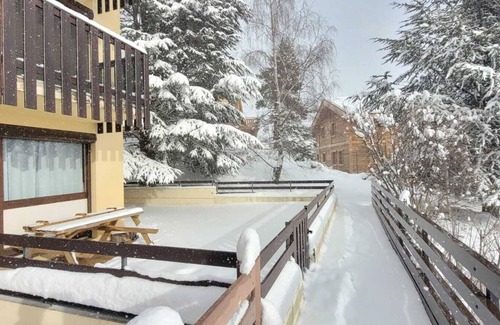 Font-Romeu-Odeillo-Via Apartment | Panoramic and south-facing. 80 m2 terrace.