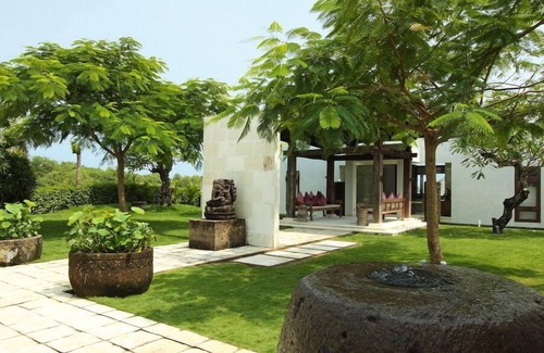 Ungasan Villa | Panoramic Clifftop Luxury 6BR Villa, Uluwatu - W/Beach Access!