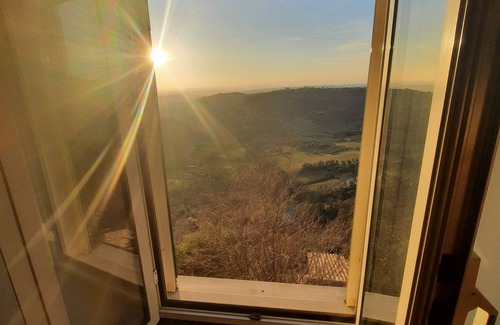 Casperia Apartment | Panoramic in the ancient medieval village of Casperia