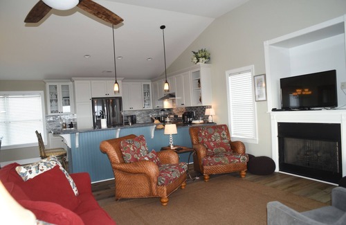 Emerald Isle House | Panoramic ocean views Private pool, Elevator. Beach boardwalk, just steps away.