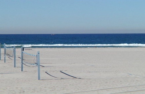 South Mission Beach Cottage | PANORAMIC OCEAN VIEW 1BR UPPER UNIT ON THE BEACH IN SOUTH MISSION