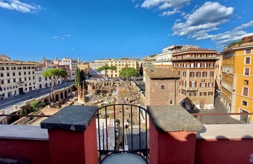 Rione XI Sant'Angelo Apartment | Panoramic penthouse for 8 with stunning view and wonderful terrace