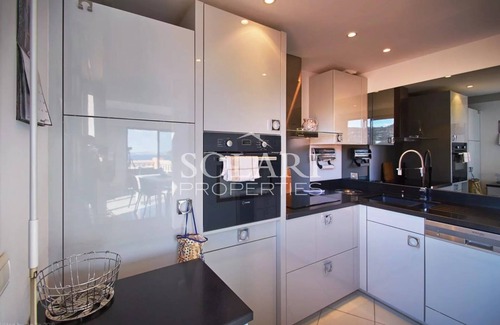 Theoule-sur-Mer Apartment | Panoramic sea view, residence with swimming pool