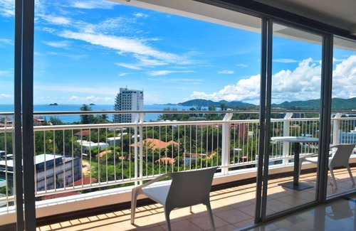 Khao Takiab Condo | Panoramic Sea View Condo, 90m2, Hua Hin คอนโด หัวหิน 1bed/2bath/kitchen