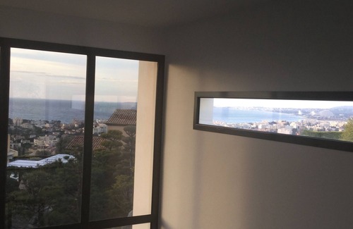 Cagnes-sur-Mer Villa | Panoramic sea view ,great location,very quiet ,private pool,large sea view