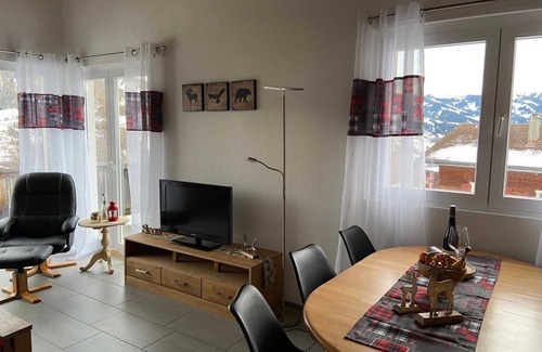 Tschiertschen Apartment | Panoramic view - Gallery * - Maisonette apartment *, 3 bedrooms, 2 bathrooms, 2 balconies.,