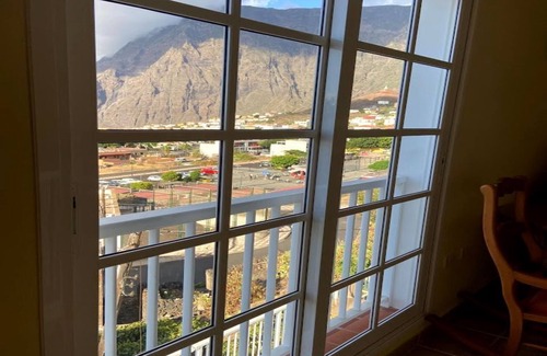 Tigaday House | Panoramic View LA Frontera Valley