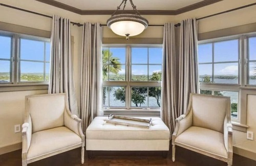 Marshall's Point House | Panoramic Views! 180' of Lake Travis - ACL weekend 2 available