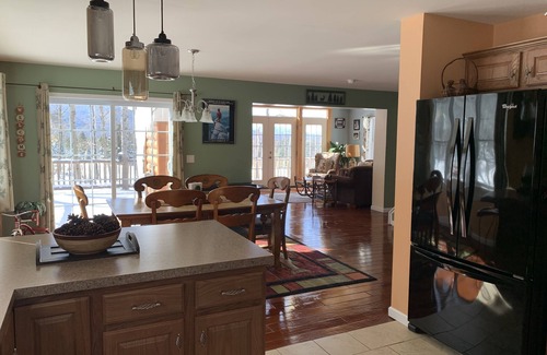 Lake Placid Cottage | Panoramic Views Of The Adirondack Mountains - Pet Friendly