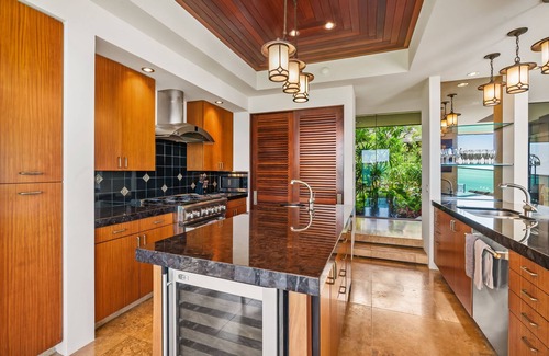 Kaiulani House | Panoramic views of Anini Beach w/pool & hot tub $15K/month