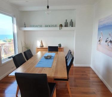 Bridport House | Panoramic Views on Walter