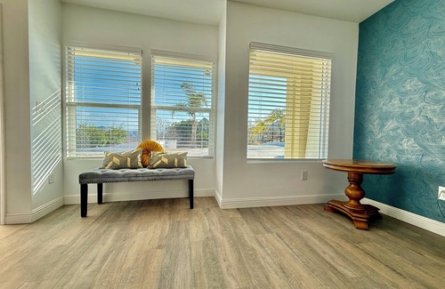 La Sierra Hills House | Panoramic views, Pickleball, 1/2 Basketball Court, Pool Spa Brand new studio.