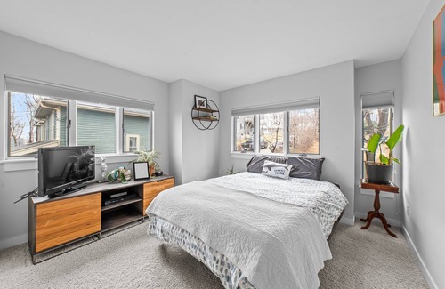 Waveland House | Panoramic views, steps to the water, 7 minute walk to private beach.