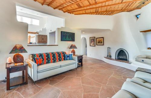 Glorieta House | Panoramic Vistas and Hot Tub Adobe Near Pecos River