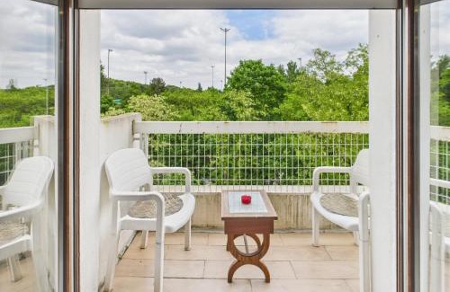 Saint-Maurice Apartment | Panoramique du Bois de Vincennes à Paris, avec balcon terrasse