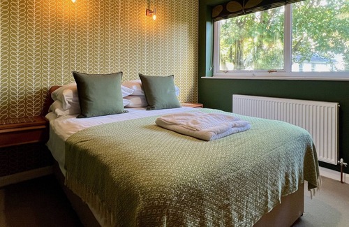 Llanfair Cottage | PANT GOLAU HOUSE, pet friendly, character holiday cottage in Llanbedr