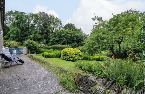 Llangranog House | PANT, pet friendly, country holiday cottage in Llangrannog