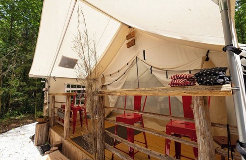 Fair Play RV Rental | Pap's Glamp on Lake Hartwell