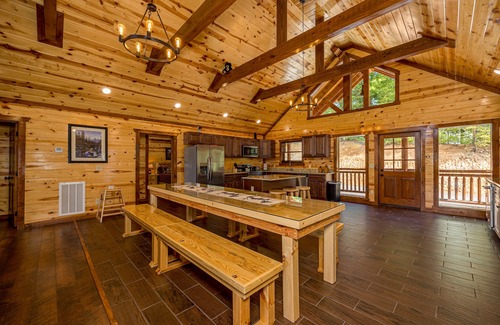 Caton Cabin | Papa Bears Mountain Lodge - PRIVATE POOL, PAVILION, HOT TUB & GAME ROOM!