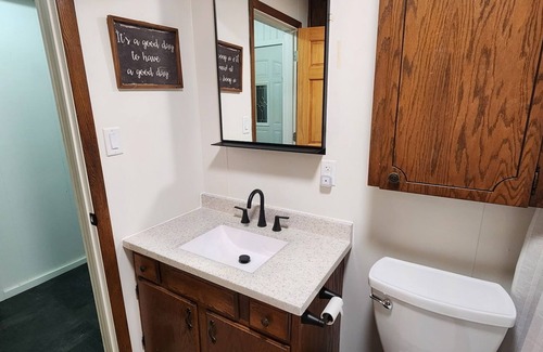 Neillsville Cottage | Papa Opelt's Rustic Cozy Cottage