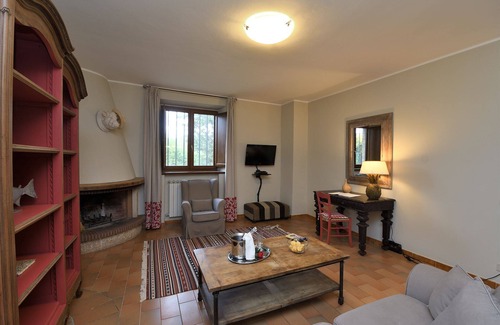 Casole d'Elsa Apartment | Papavero, Piettorri, Casole d'Elsa, Siena and Chianti