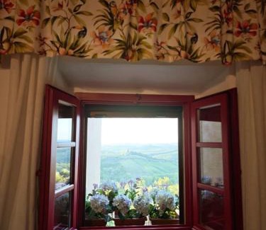 San Gimignano House | PAPAVERO ROSSO