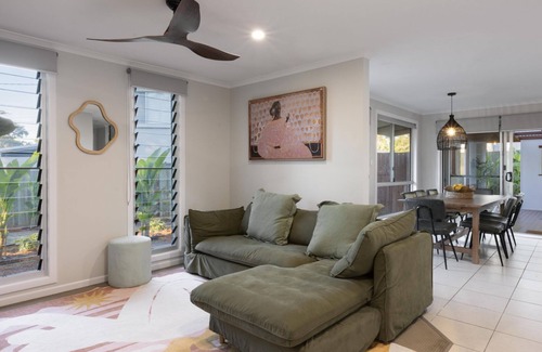 Angourie House | Paperbark Angourie Oasis