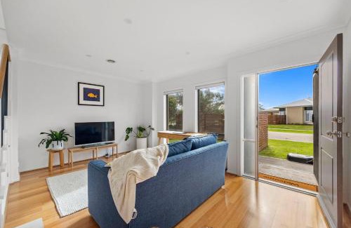 Inverloch House | Paperbark Escape