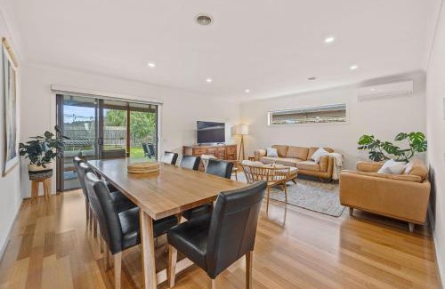 Inverloch House | Paperbark Escape