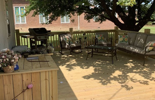 Upper Tract House | Pappys place at Smoke Hole