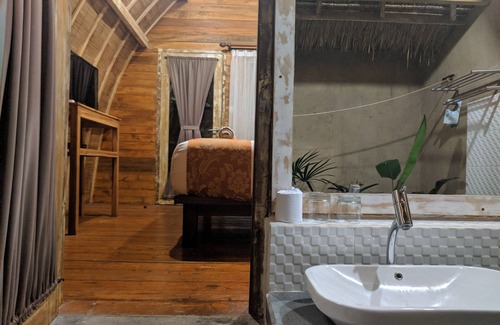 Gili Trawangan Bed & Breakfast | Paradesa Villa