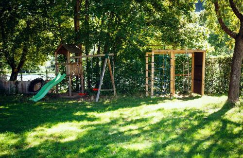 Krov Other | Paradies Camp
