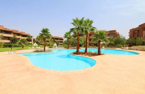 Menara Apartment | Paradis à Prestigia - Swimming pool view - Golf