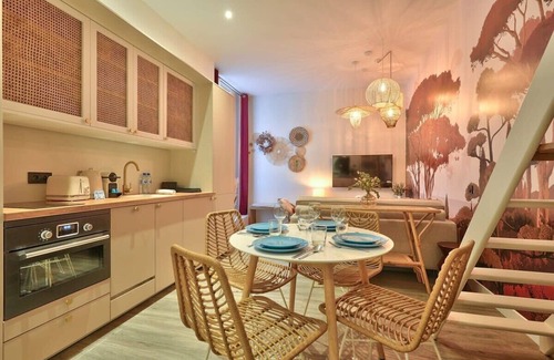 Quartier Sainte-Avoye Apartment | Paradis au centre du Marais avec Climatisation