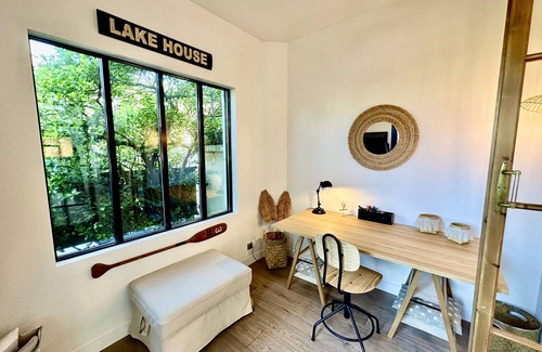Le Bouscat Ski Chalet | Paradis Bordeaux Le Bouscat, enchanting charm.