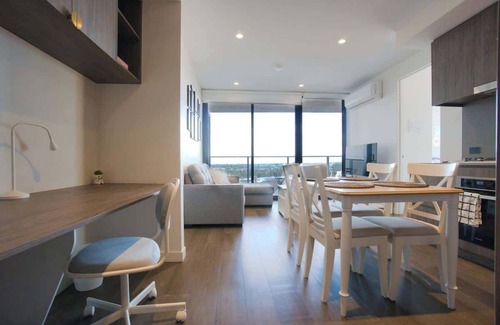 Adelaide Central Business District Apartment | Paradise 2BR Apt in Rundle Mall