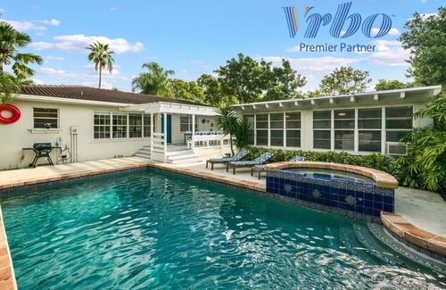 Miami Shores Villa | ★ PARADISE 5BR/4BA VILLA W POOL PERFECT LOCATION ❤️