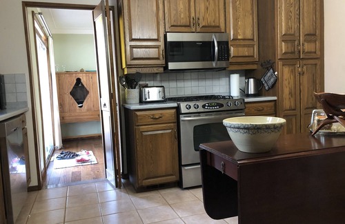 Kingsville House | Paradise and Privacy at the Lake
