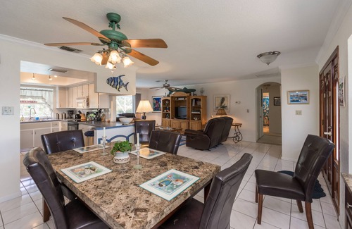 Tequesta House | Paradise at Its' Best. Your Home Away From Home.Pets welcome & Tesla Charger