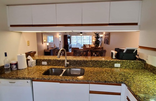 Naples Condo | Paradise Awaits at Falling Waters 2BR/2 Bath Condo