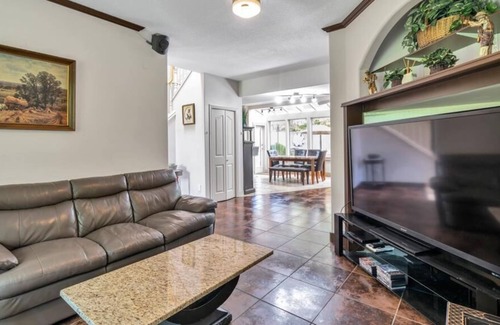 Central Okanagan House | Paradise Beach
