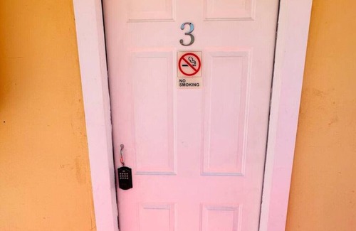 Bay Crest Park Apartment | Paradise Beach Tampa #3