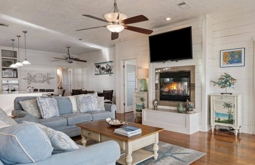 Port Bolivar House | Paradise | Beachfront | Firepit | Couples Retreat