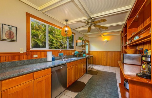 Kihei House | Paradise Family Rental on Sunny South Shore! Beachfront Charm with Pool!