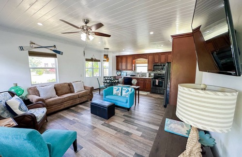 Spanish Wells House | Paradise Found,GREAT LOCATION,free golfcart, dishwasher, sup, kayak, rain water