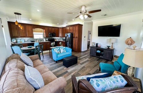 Spanish Wells House | Paradise Found,GREAT LOCATION,free golfcart, dishwasher, sup, kayak, rain water